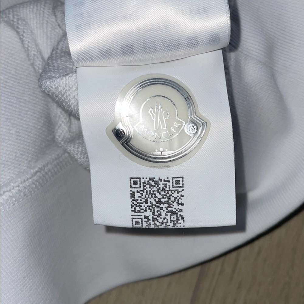 Moncler matching sweatsuit - Picture 5 of 16